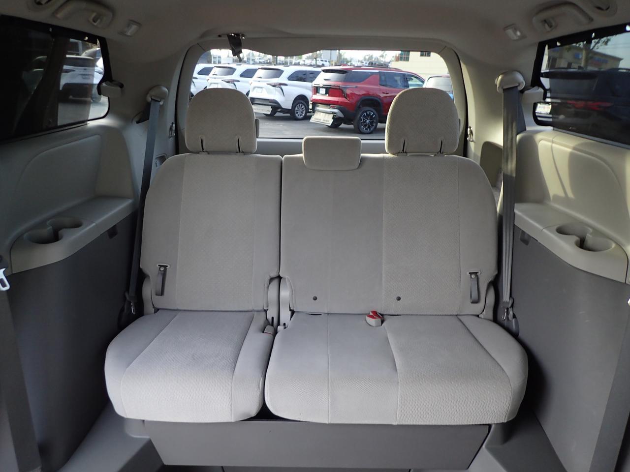 2013 Toyota Sienna LE Anaheim CA