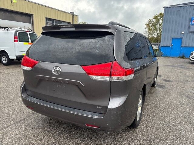 2013 Toyota Sienna LE Cleveland OH