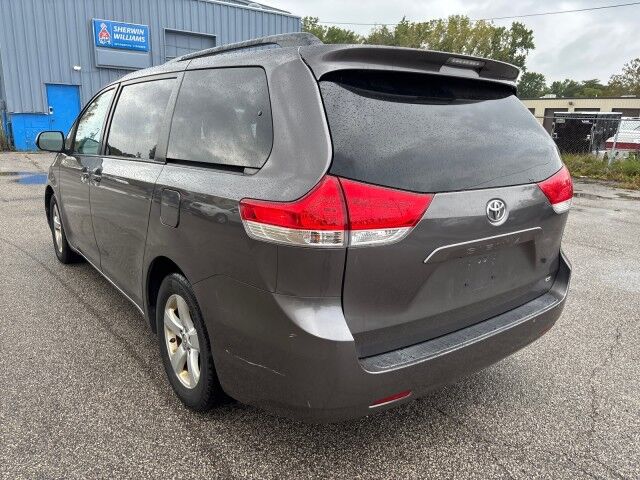 2013 Toyota Sienna LE Cleveland OH