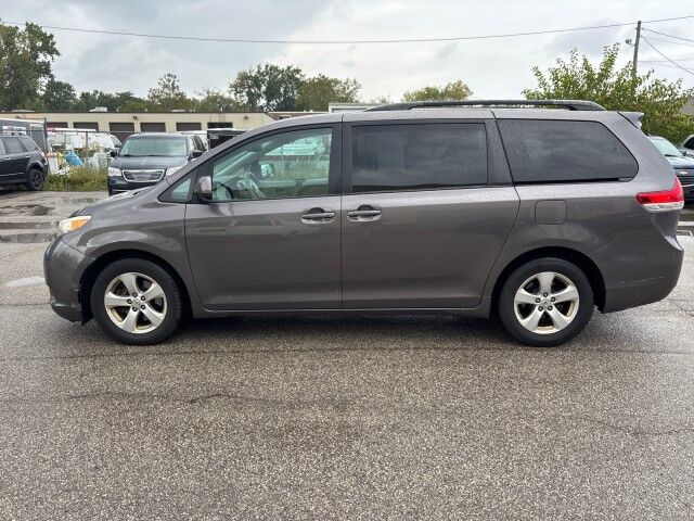 2013 Toyota Sienna LE Cleveland OH