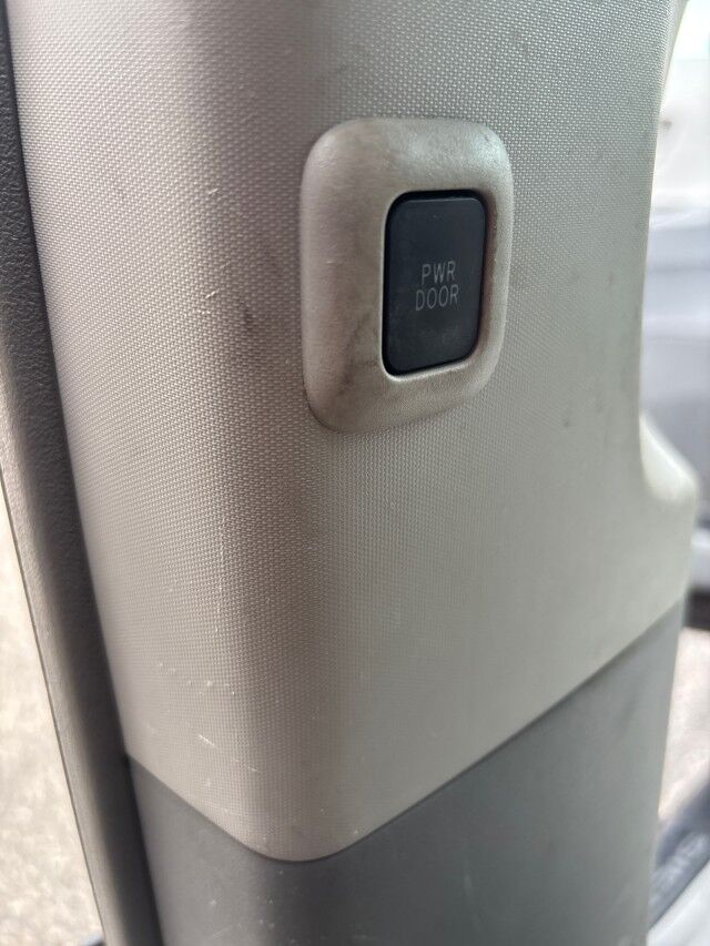 2013 Toyota Sienna LE Cleveland OH
