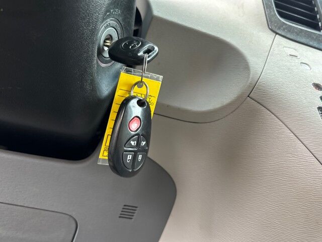 2013 Toyota Sienna LE Cleveland OH