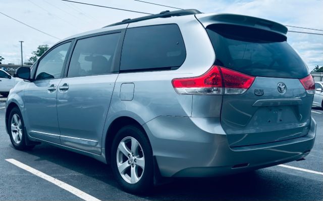 2013 Toyota Sienna LE FWD 8-Passenger V Hot Springs AR