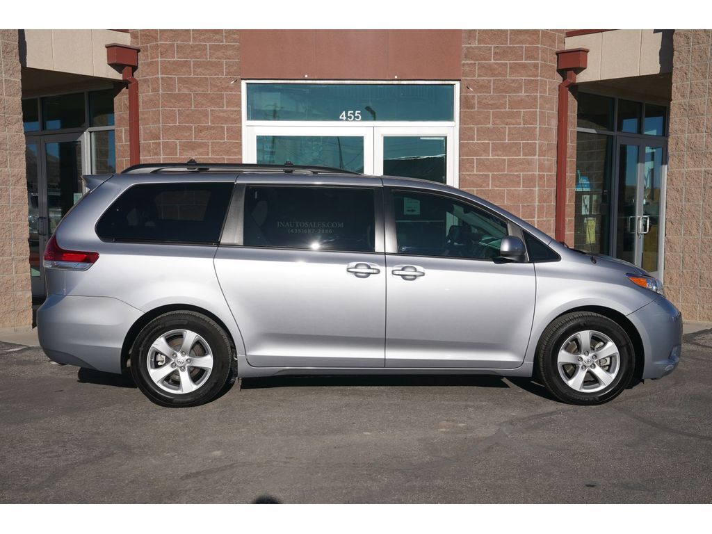 2013 Toyota Sienna LE Price UT