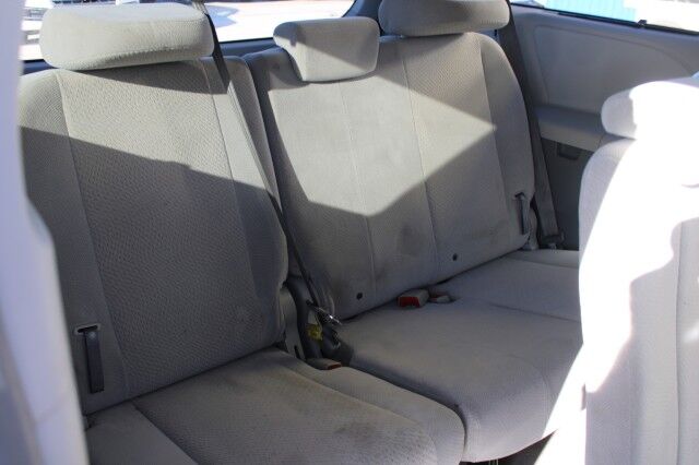 2013 Toyota Sienna LE Melbourne FL