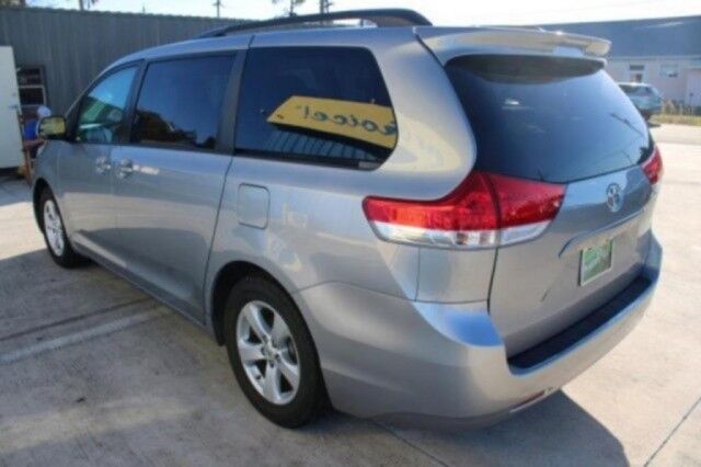 2013 Toyota Sienna LE Melbourne FL