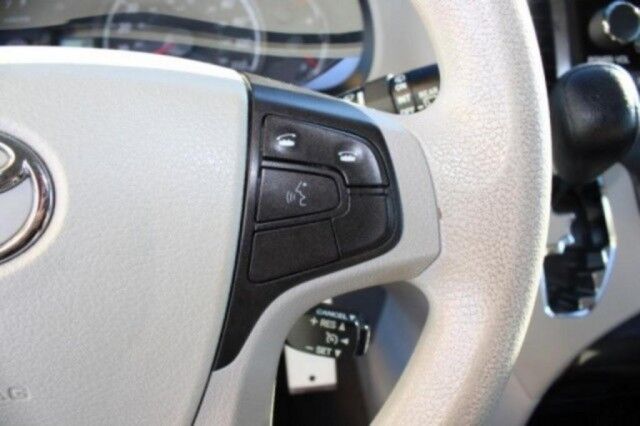 2013 Toyota Sienna LE Melbourne FL