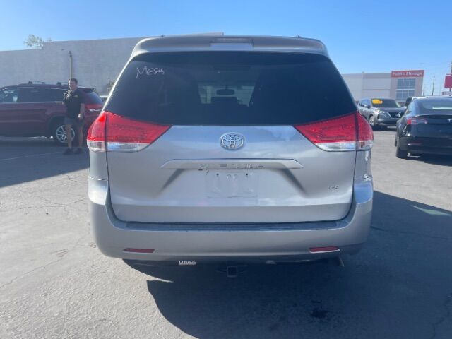 2013 Toyota Sienna LE
