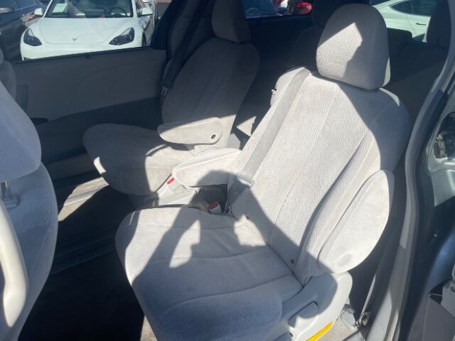 2013 Toyota Sienna LE Mesa AZ
