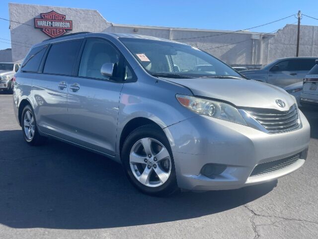 2013 Toyota Sienna LE