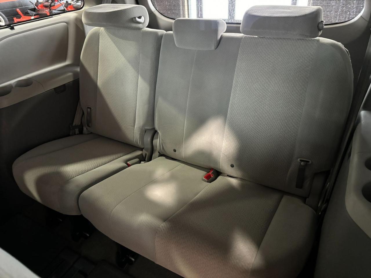 2013 Toyota Sienna LE V6 7 Passenger Auto Access Seat Franklin OH