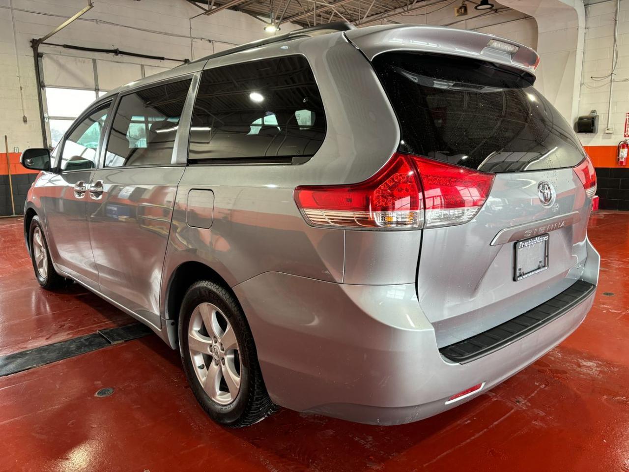 2013 Toyota Sienna LE V6 7 Passenger Auto Access Seat Franklin OH