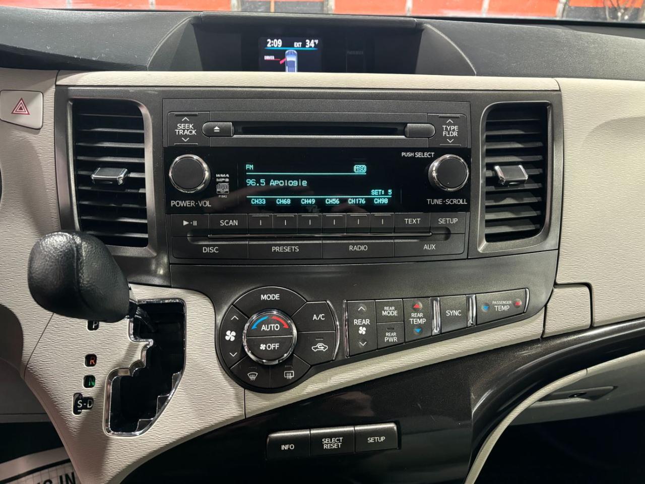 2013 Toyota Sienna LE V6 7 Passenger Auto Access Seat Franklin OH