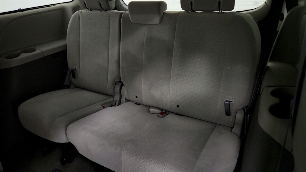 2013 Toyota Sienna LE Laurel MD