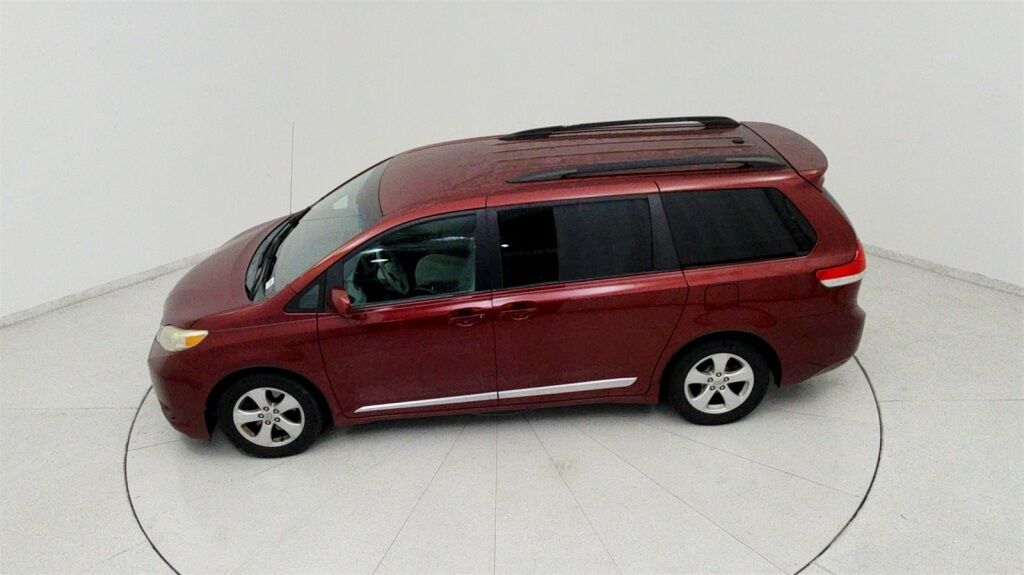 2013 Toyota Sienna LE Laurel MD
