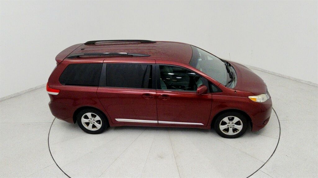 2013 Toyota Sienna LE Laurel MD