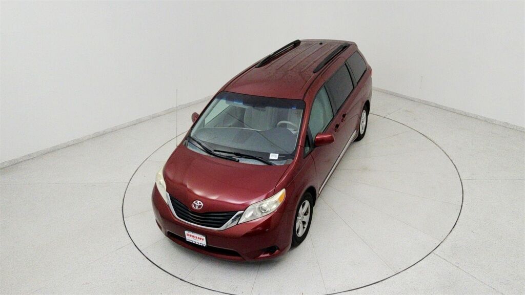 2013 Toyota Sienna LE Laurel MD