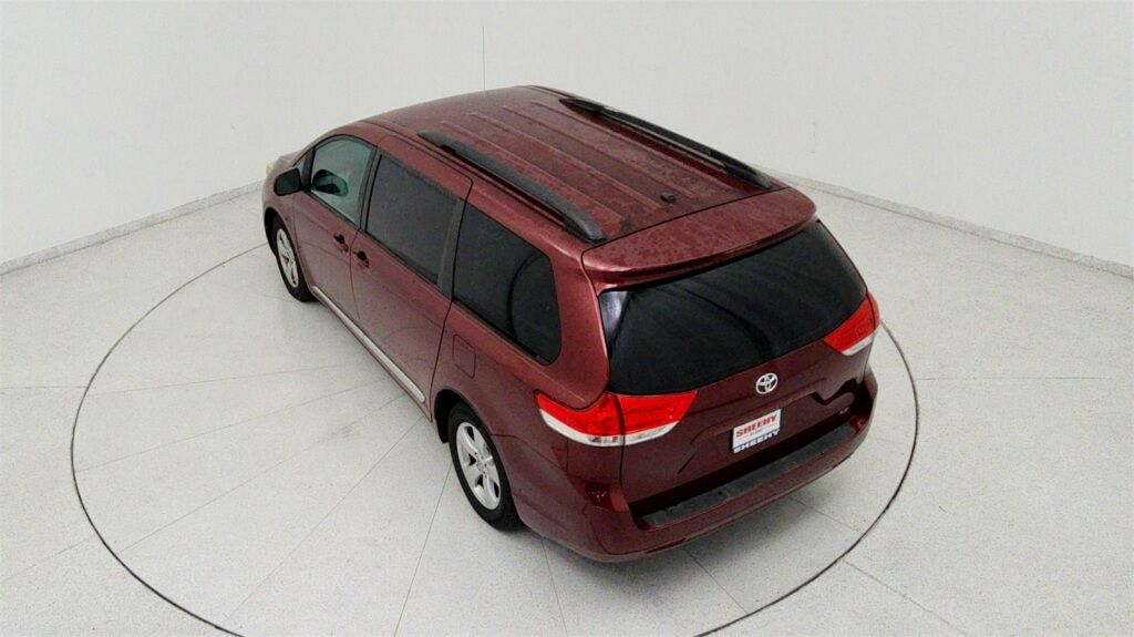 2013 Toyota Sienna LE Laurel MD