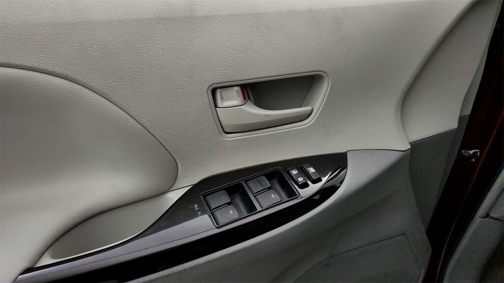 2013 Toyota Sienna LE Laurel MD