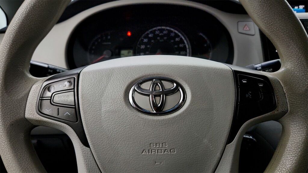 2013 Toyota Sienna LE Laurel MD