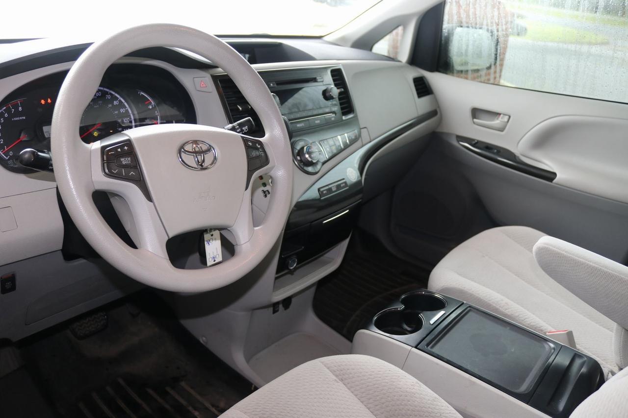 2013 Toyota Sienna LE Fredericksburg VA