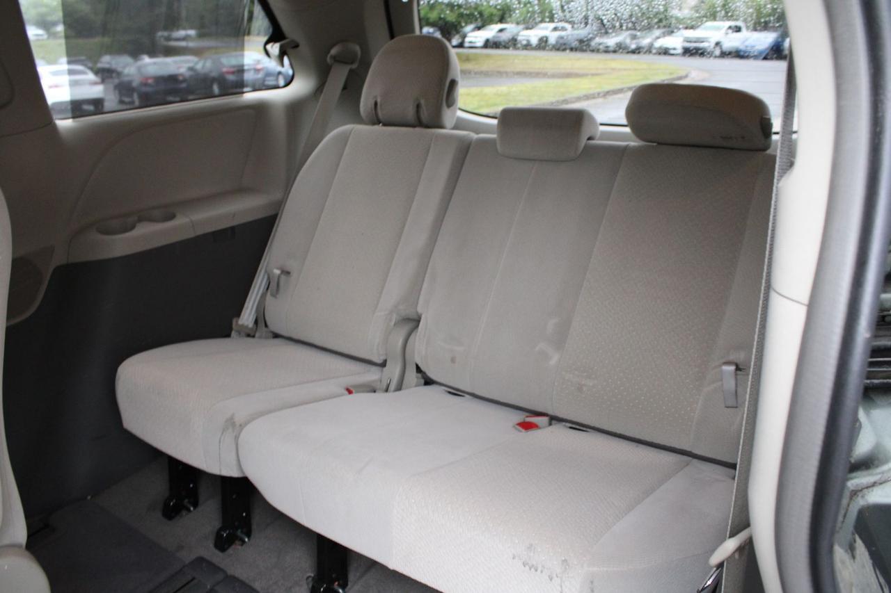 2013 Toyota Sienna LE Fredericksburg VA