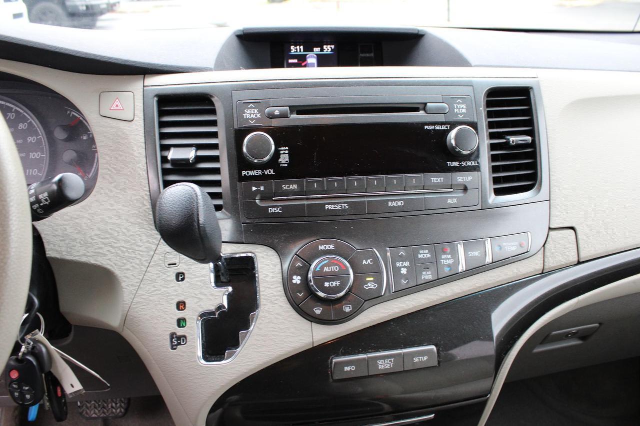 2013 Toyota Sienna LE Fredericksburg VA