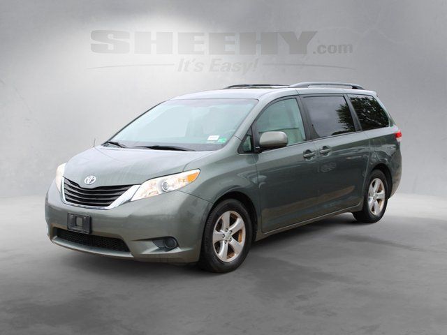 2013 Toyota Sienna LE Fredericksburg VA