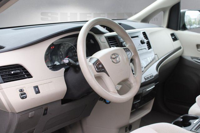 2013 Toyota Sienna LE Fredericksburg VA