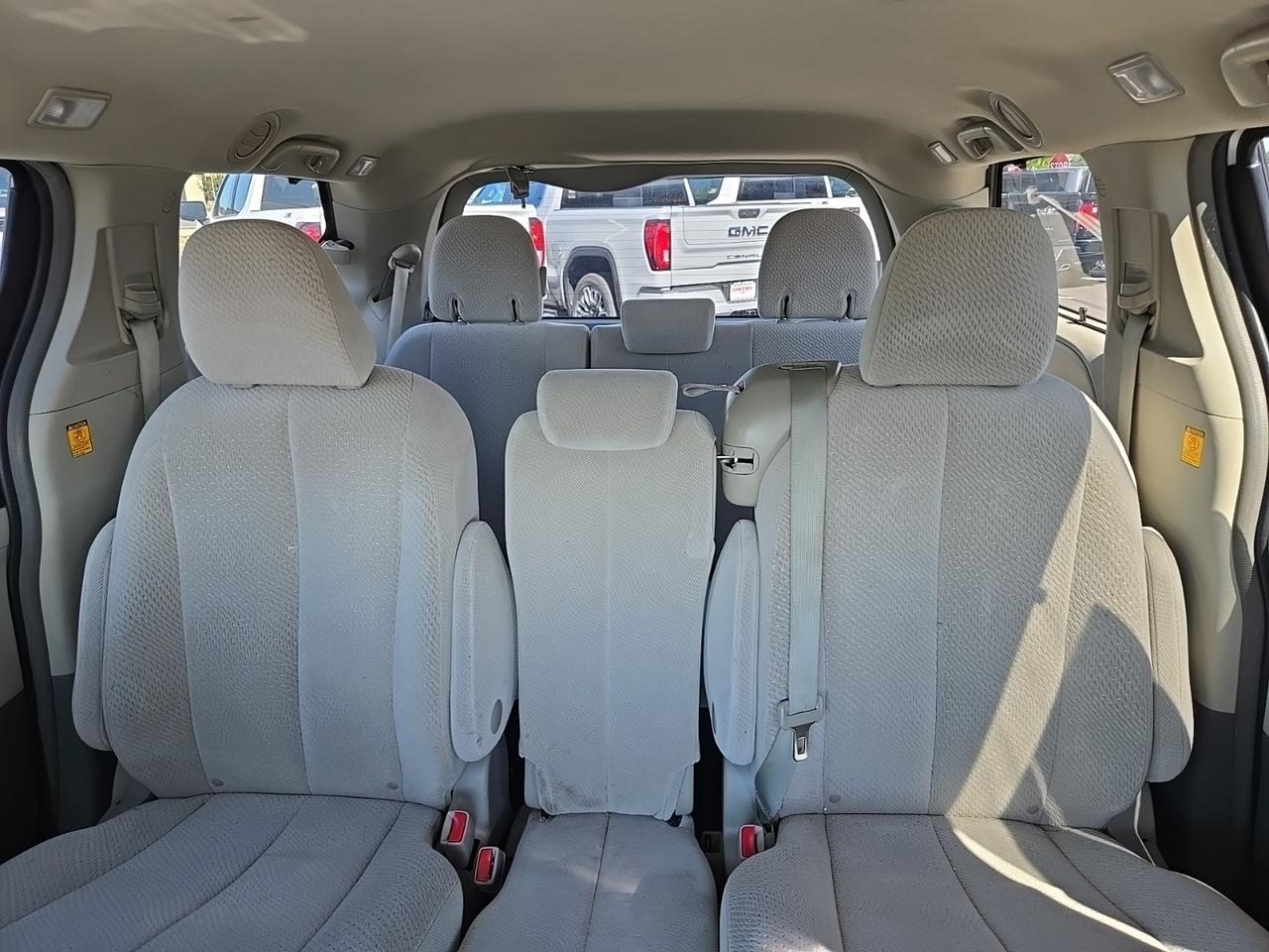 2013 Toyota Sienna LE Fredericksburg VA