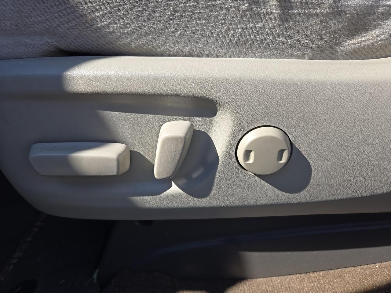 2013 Toyota Sienna LE Fredericksburg VA