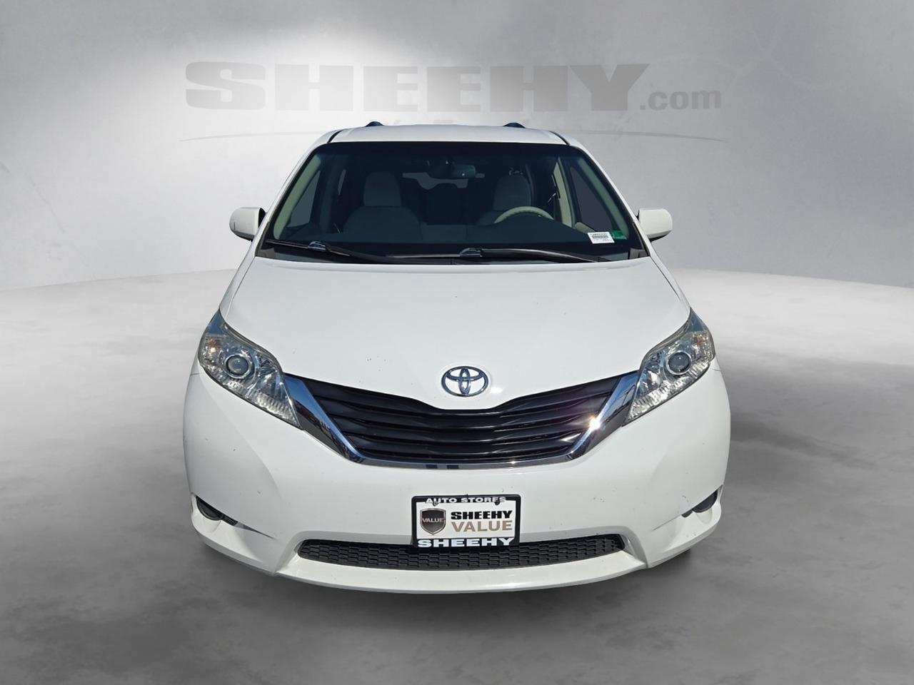 2013 Toyota Sienna LE Fredericksburg VA