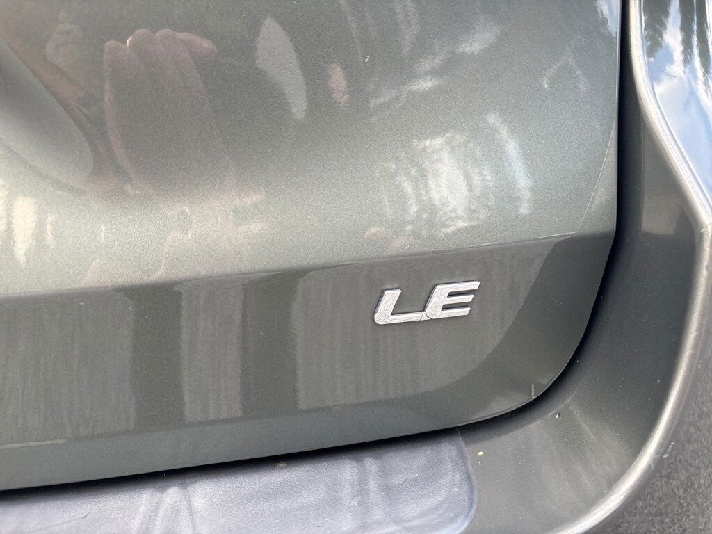 2013 Toyota Sienna LE