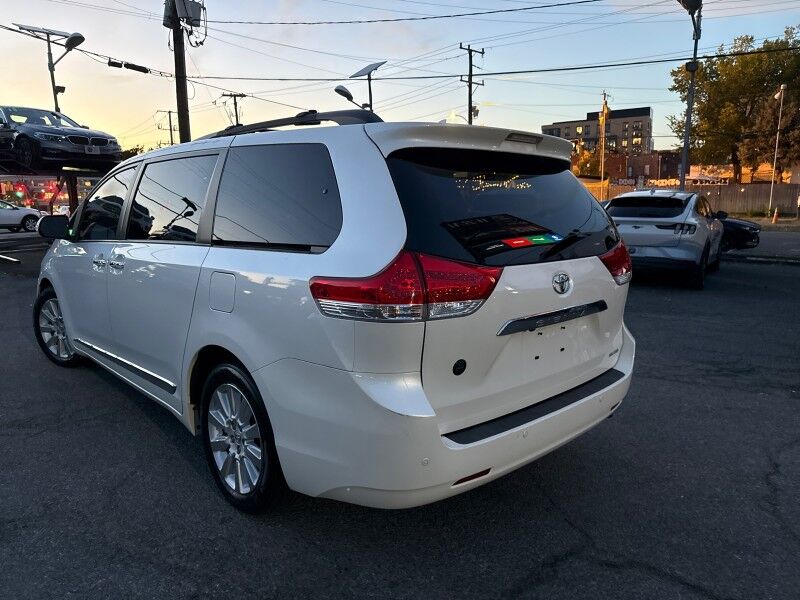 2013 Toyota Sienna Limited 7-Passenger Arlington VA