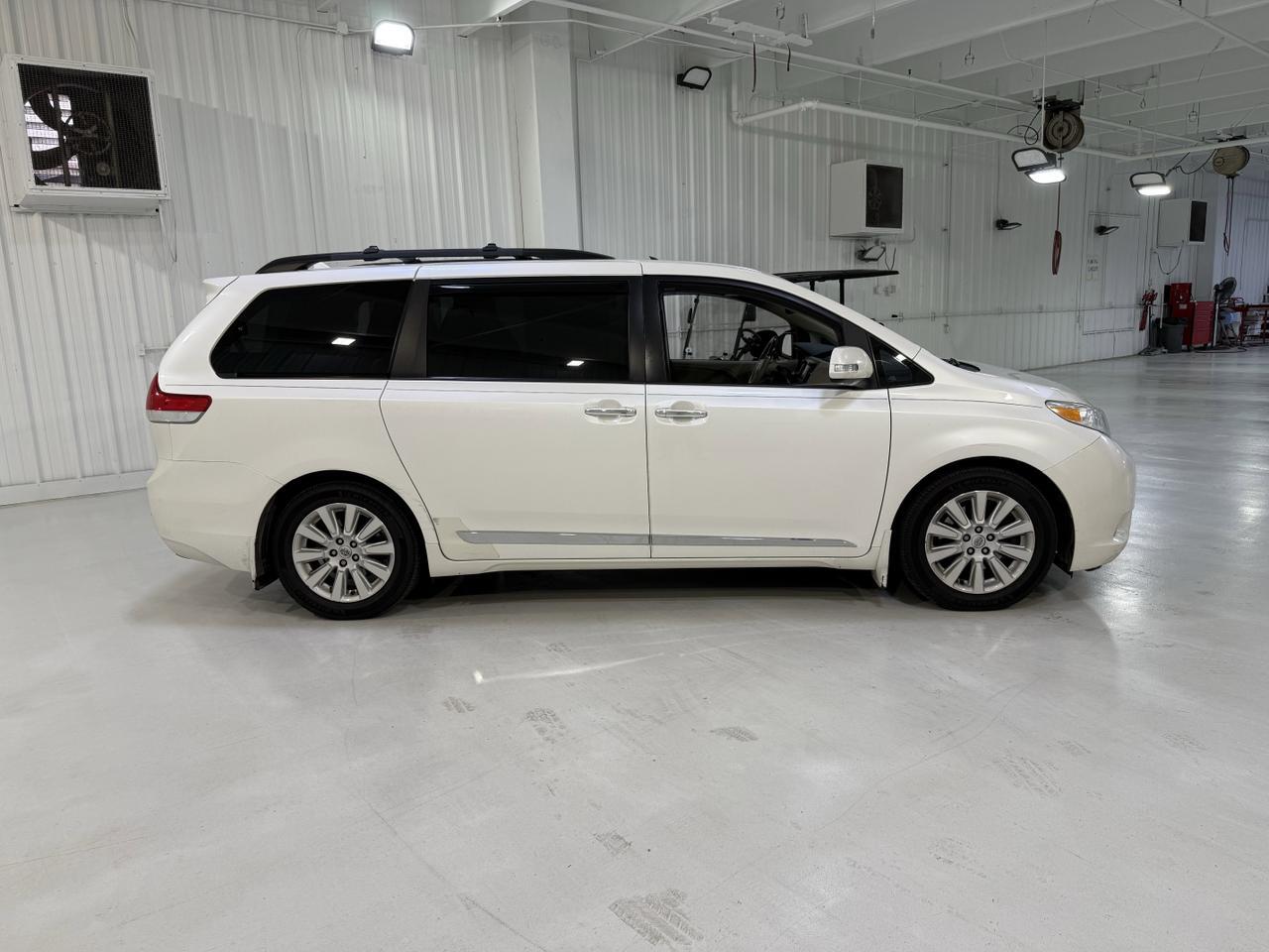 2013 Toyota Sienna Limited San Antonio TX