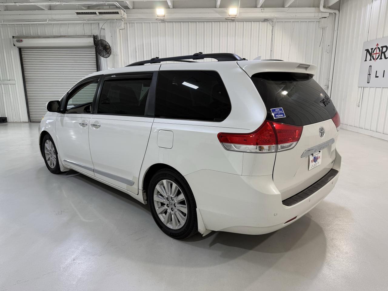 2013 Toyota Sienna Limited San Antonio TX