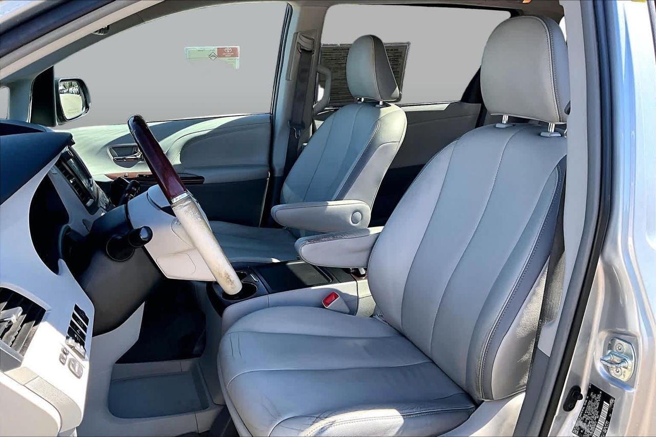 2013 Toyota Sienna Ltd Folsom CA