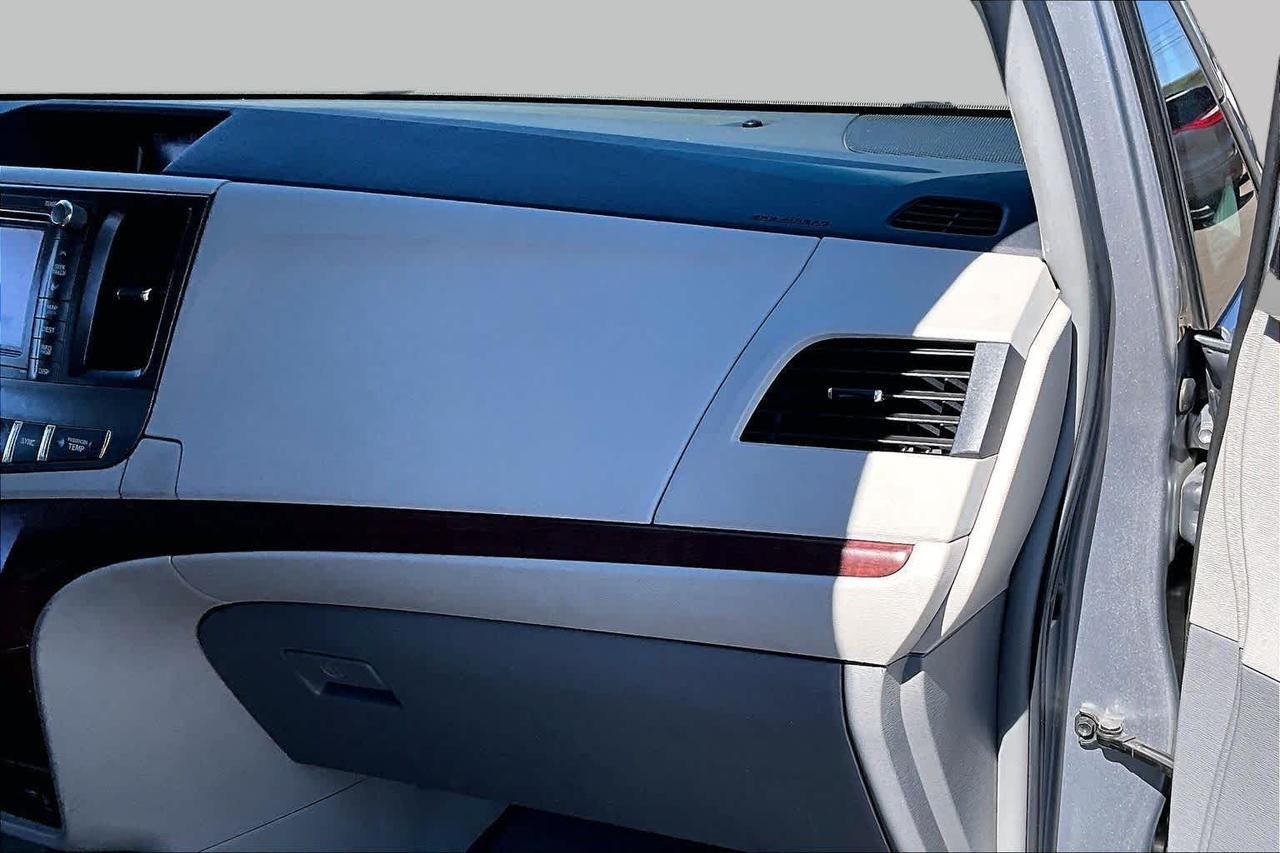 2013 Toyota Sienna Ltd Folsom CA