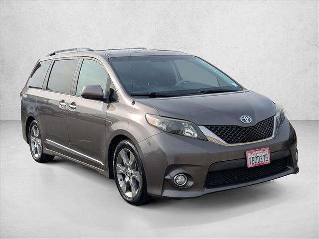 2013 Toyota Sienna SE