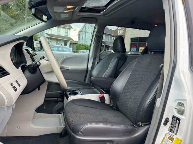 2013 Toyota Sienna SE Whitehall PA 2013 Toyota Sienna SE Whitehall PA