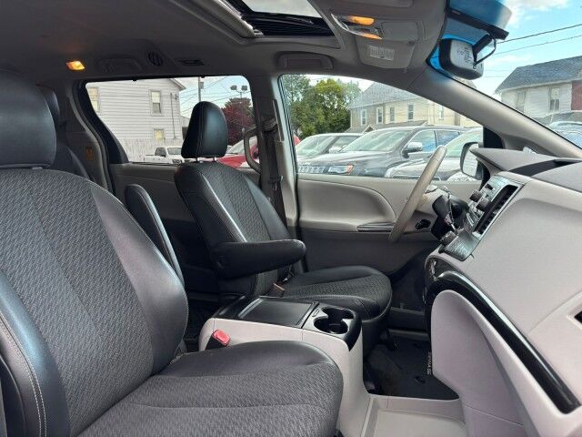 2013 Toyota Sienna SE Whitehall PA 2013 Toyota Sienna SE Whitehall PA