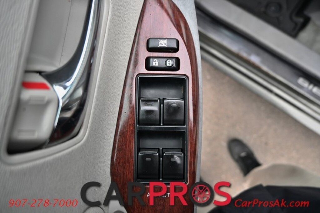 2013 Toyota Sienna XLE - Power & Heated Leather Seats - Power Sliding Doors - Seats 8 - Backup Camera - Blind Spot Monitor - Keyless Entry - Sunroof - Power Liftgate - Tow Package Anchorage AK