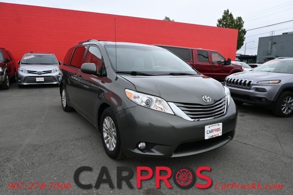 2013 Toyota Sienna XLE - Power & Heated Leather Seats - Power Sliding Doors - Seats 8 - Backup Camera - Blind Spot Monitor - Keyless Entry - Sunroof - Power Liftgate - Tow Package