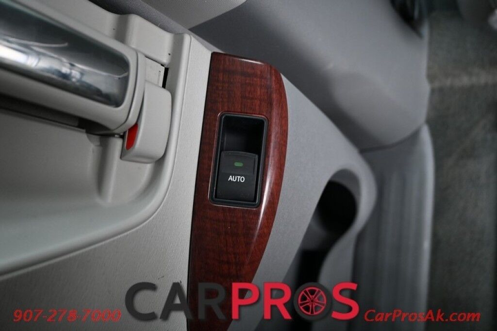 2013 Toyota Sienna XLE - Power & Heated Leather Seats - Power Sliding Doors - Seats 8 - Backup Camera - Blind Spot Monitor - Keyless Entry - Sunroof - Power Liftgate - Tow Package Anchorage AK