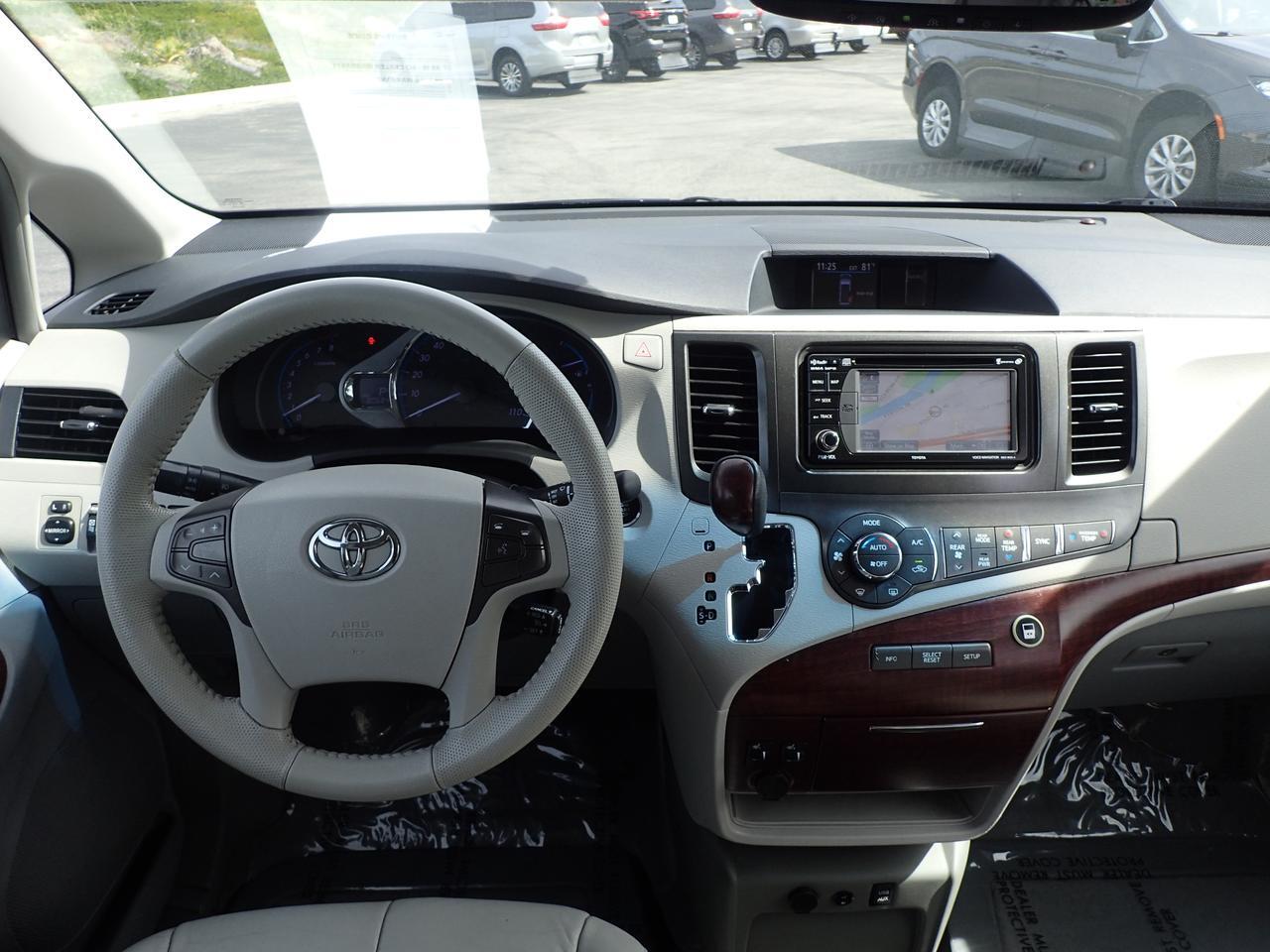 2013 Toyota Sienna XLE Anaheim CA