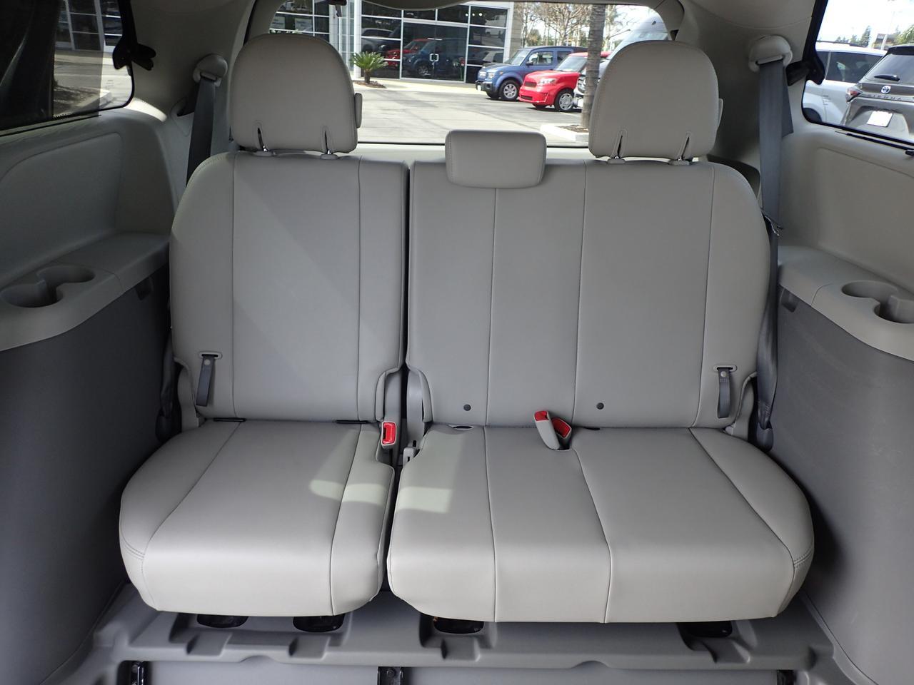 2013 Toyota Sienna XLE Anaheim CA