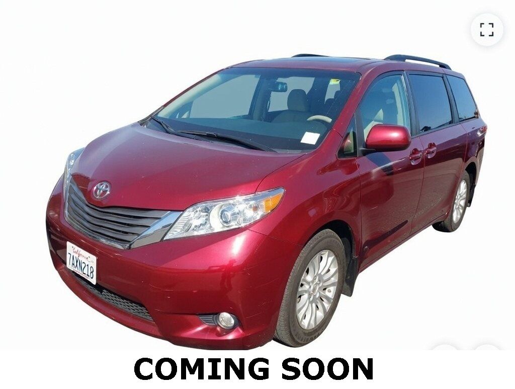 2013 Toyota Sienna XLE