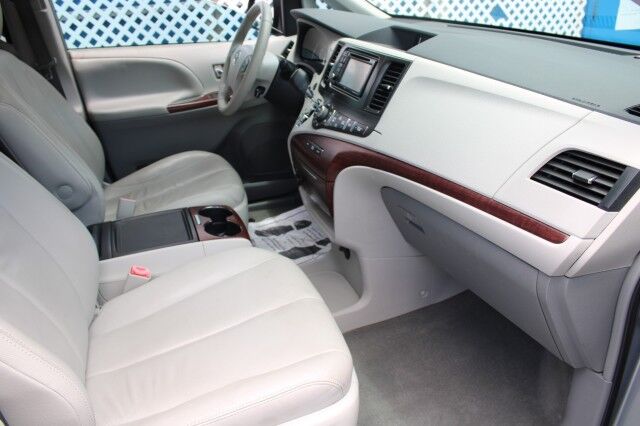 2013 Toyota Sienna XLE Melbourne FL