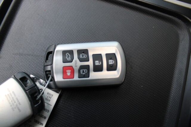 2013 Toyota Sienna XLE Melbourne FL