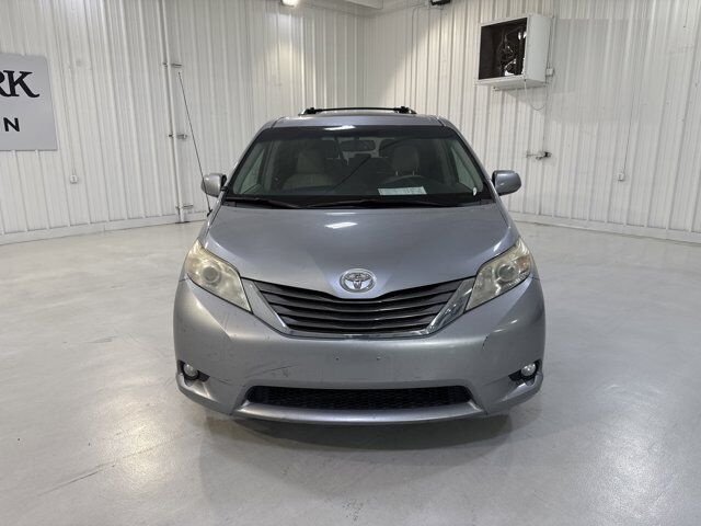 2013 Toyota Sienna XLE San Antonio TX